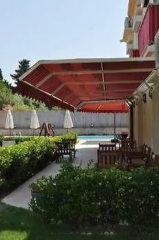 Hotel R+ By Cesme